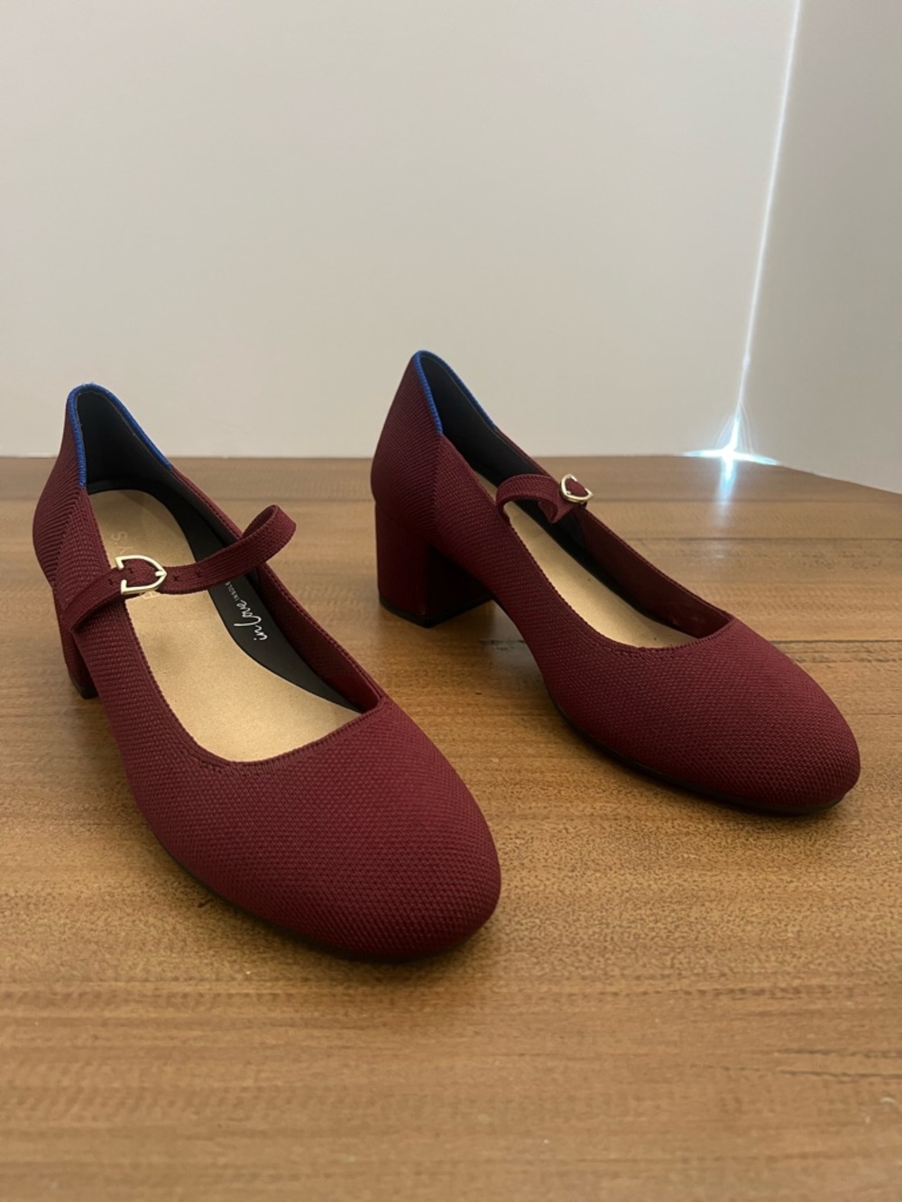 The Mary Jane Heel in Wine Red 8.5 - Picture 6 of 12